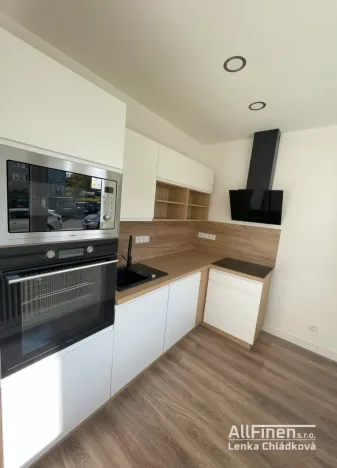 Pronájem bytu 1+1, Třebíč - Nové Dvory, Obránců míru, 36 m2