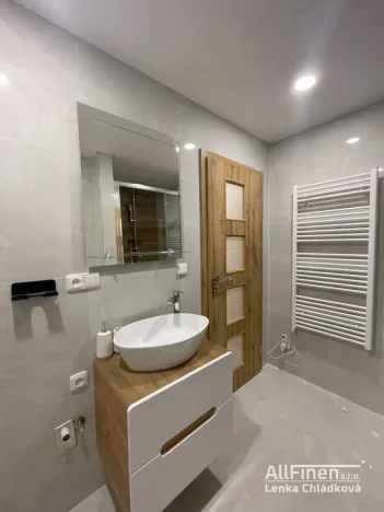 Pronájem bytu 1+1, Třebíč - Nové Dvory, Obránců míru, 36 m2