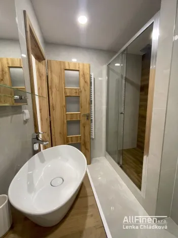 Pronájem bytu 1+1, Třebíč - Nové Dvory, Obránců míru, 36 m2