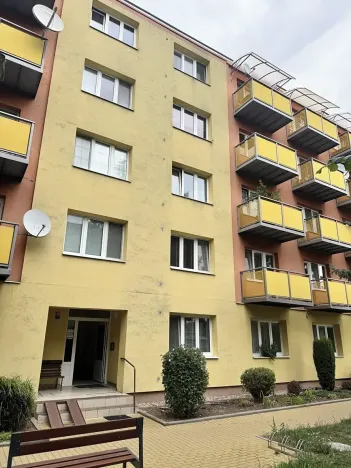 Pronájem bytu 1+1, Kyjov, Sídliště Zahradní, 36 m2
