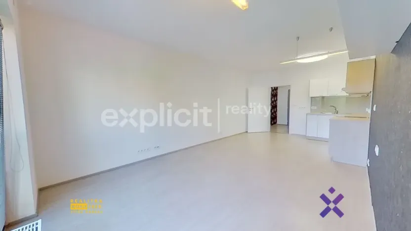 Pronájem bytu 1+kk, Zlín, Křiby, 33 m2