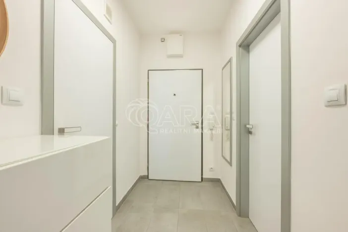 Prodej bytu 2+kk, Praha - Stodůlky, Svitákova, 62 m2