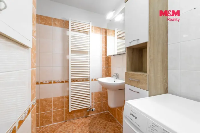 Prodej bytu 2+kk, Velké Meziříčí, U Statku, 51 m2