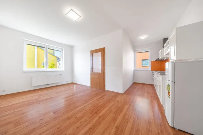 Prodej bytu 2+kk, Jinočany, Za Devítkou, 39 m2