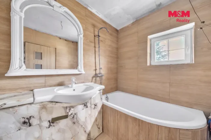 Prodej rodinného domu, Valy, 120 m2