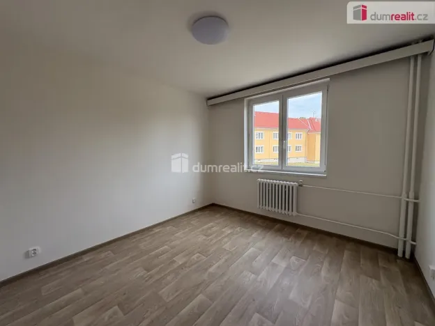 Pronájem bytu 3+1, Milín, U stadionu, 77 m2