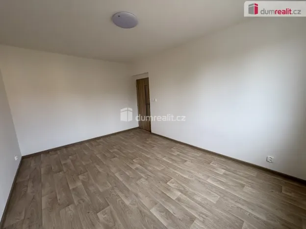 Pronájem bytu 3+1, Milín, U stadionu, 77 m2