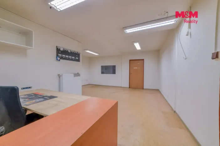 Pronájem obchodního prostoru, Mariánské Lázně, Nákladní, 425 m2