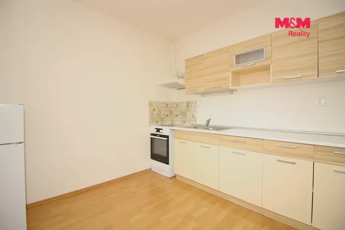 Pronájem bytu 1+kk, Klecany, V Honech, 32 m2
