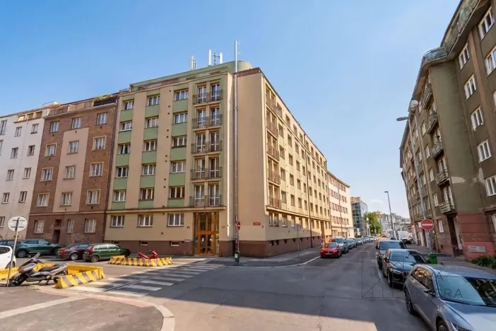 Prodej bytu 3+kk, Praha - Vršovice, K louži, 55 m2