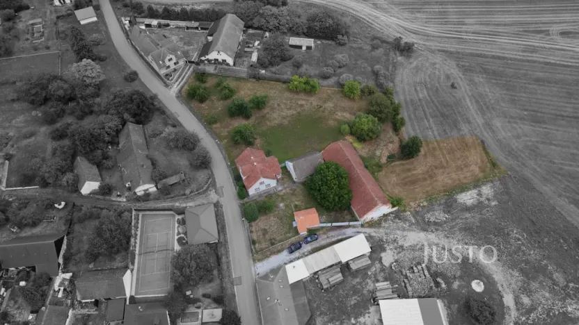 Prodej rodinného domu, Bernartice - Kolišov, 514 m2