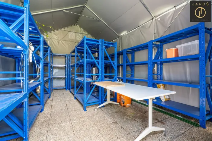 Prodej chaty, Praha, Kbelská, 63 m2
