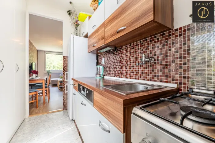 Prodej bytu 3+1, Praha - Kobylisy, Jelínkova, 61 m2
