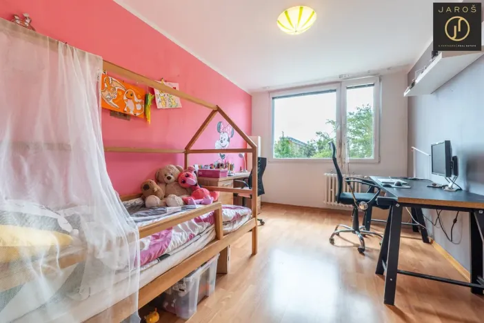 Prodej bytu 3+1, Praha - Kobylisy, Jelínkova, 61 m2