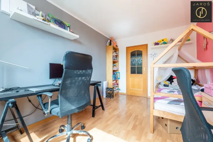 Prodej bytu 3+1, Praha - Kobylisy, Jelínkova, 61 m2