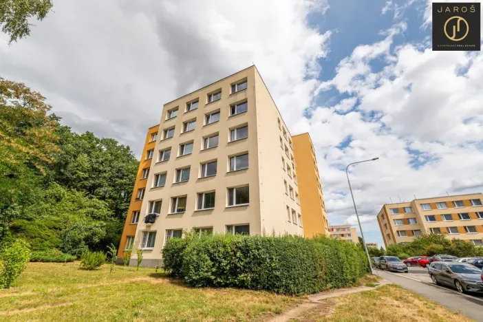 Prodej bytu 3+1, Praha - Kobylisy, Jelínkova, 61 m2