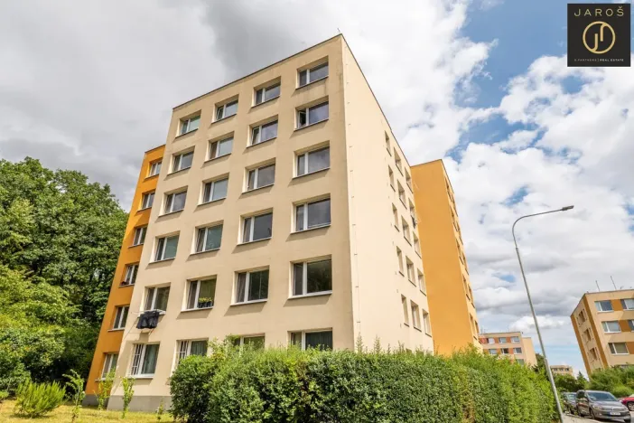 Prodej bytu 3+1, Praha - Kobylisy, Jelínkova, 61 m2