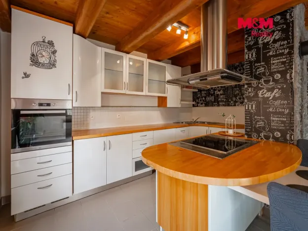Prodej chaty, Nespeky, Ve Strži, 102 m2