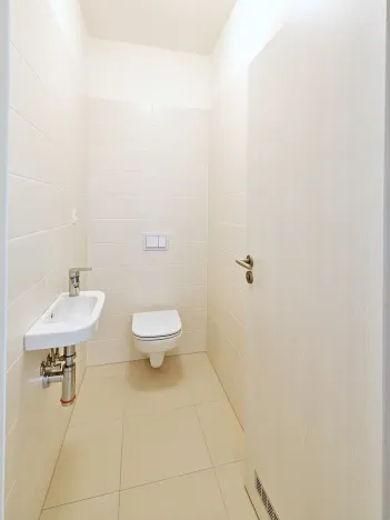 Pronájem bytu 3+kk, Praha - Karlín, U Mlýnského kanálu, 82 m2