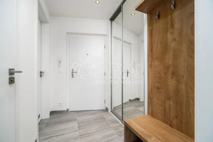 Pronájem bytu 2+kk, Praha - Karlín, Breitfeldova, 66 m2