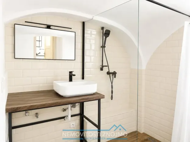 Pronájem bytu 1+kk, Znojmo, Velká Mikulášská, 35 m2
