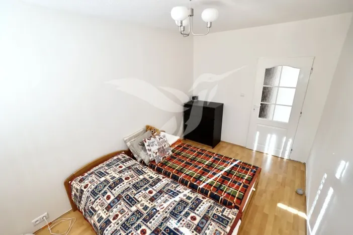 Prodej bytu 2+kk, Praha - Petrovice, Kurčatovova, 43 m2