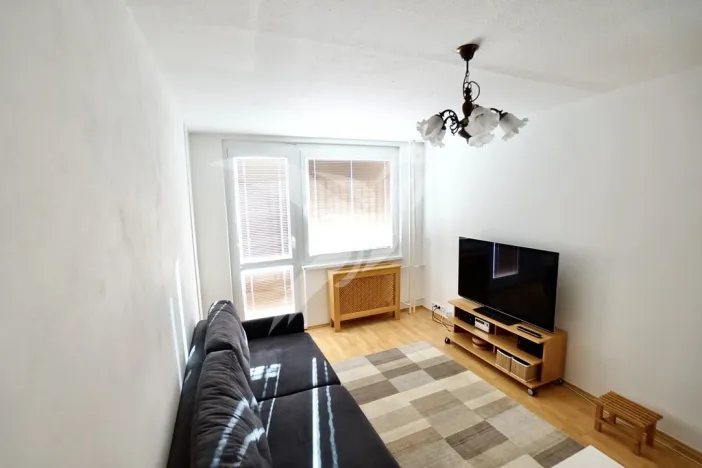 Prodej bytu 2+kk, Praha - Petrovice, Kurčatovova, 43 m2