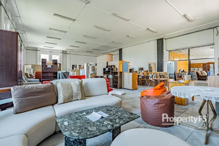 Prodej obchodního prostoru, Český Těšín, Kysucká, 1500 m2