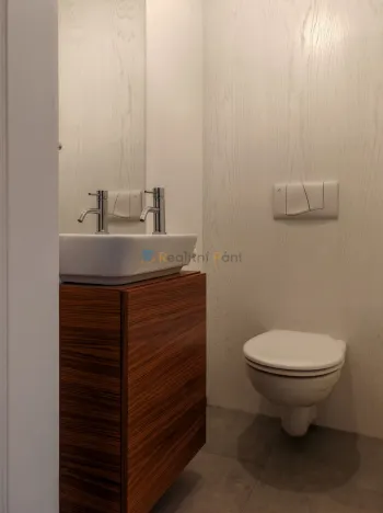 Pronájem bytu 2+kk, Praha - Zbraslav, Pickova, 56 m2
