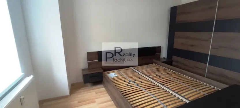 Pronájem bytu 2+kk, Znojmo, Pražská, 43 m2