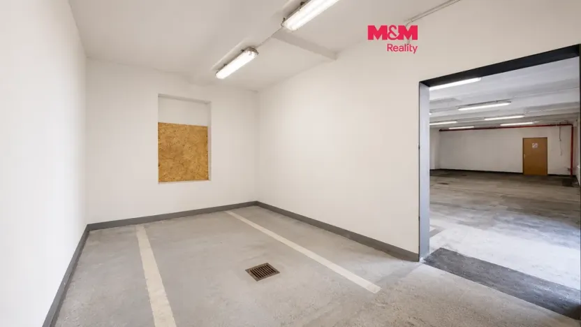 Pronájem skladu, Louny, Říční, 107 m2