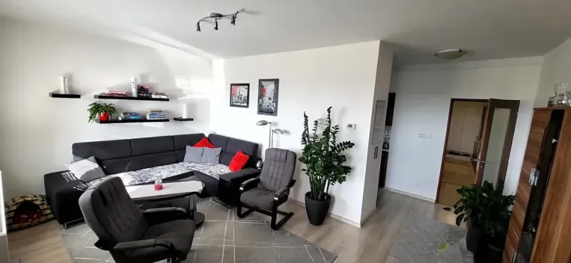 Pronájem bytu 3+1, Kunín, 90 m2