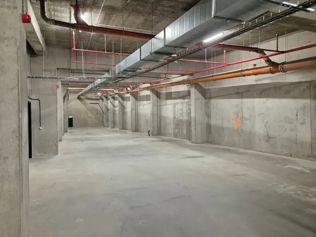 Pronájem skladu, Praha - Vinohrady, Italská, 260 m2