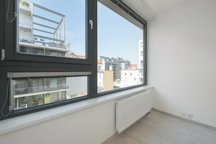 Pronájem bytu 3+kk, Praha - Karlín, Sokolovská, 88 m2