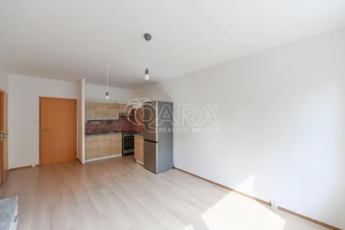 Pronájem bytu 2+kk, Praha - Modřany, Daškova, 41 m2