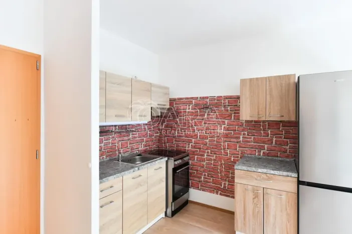 Pronájem bytu 2+kk, Praha - Modřany, Daškova, 41 m2