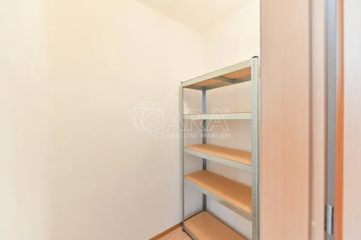 Pronájem bytu 2+kk, Praha - Modřany, Daškova, 41 m2