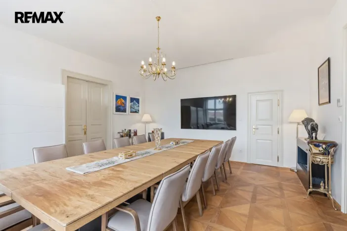 Prodej bytu 4+1, Praha - Vinohrady, Škrétova, 139 m2