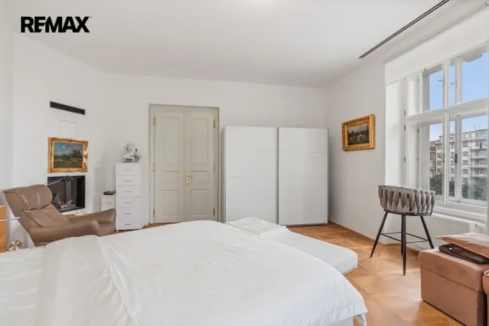Prodej bytu 4+1, Praha - Vinohrady, Škrétova, 139 m2