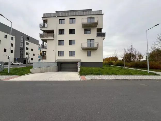 Pronájem bytu 2+1, Praha - Hostivař, Arnošta Staňka, 70 m2