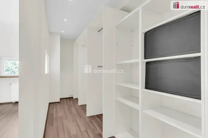 Prodej rodinného domu, Říčany, Strmá, 160 m2