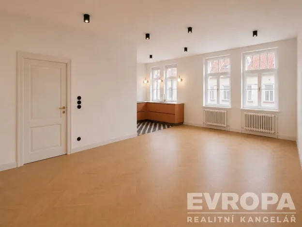 Pronájem bytu 3+kk, Břeclav, Denisova, 86 m2