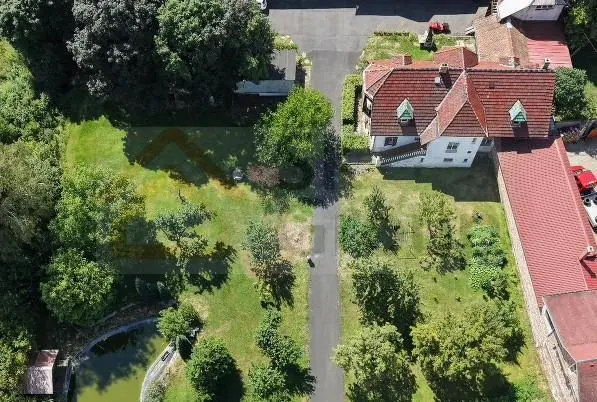 Prodej výrobních prostor, Jenišov, 700 m2