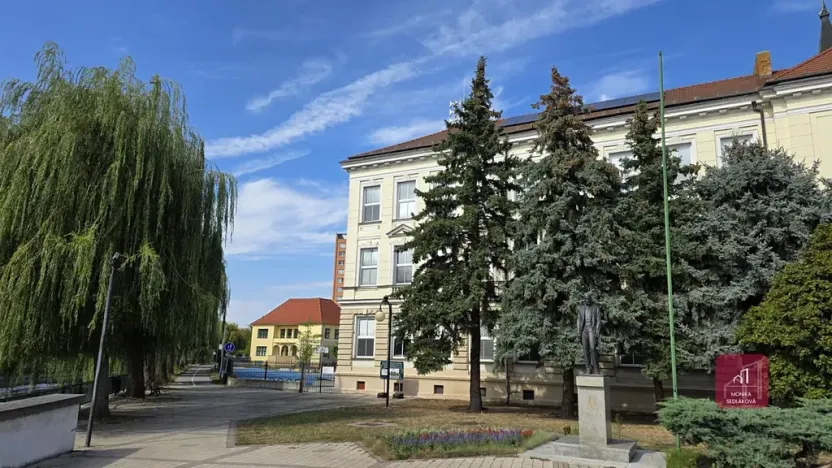 Prodej bytu 3+1, Břeclav, sídl. Dukelských hrdinů, 69 m2