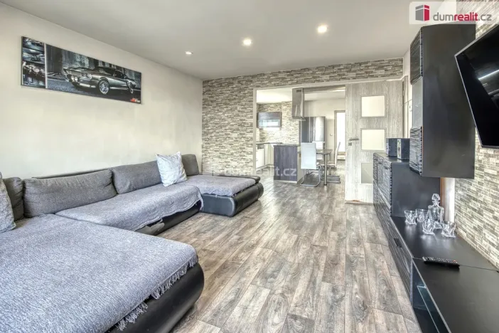 Prodej rodinného domu, Libiš, Střední, 150 m2