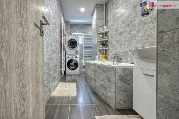 Prodej rodinného domu, Libiš, Střední, 150 m2