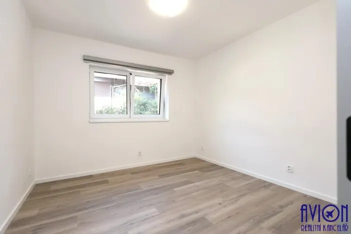 Pronájem bytu 4+kk, Praha - Stodůlky, V borovičkách, 88 m2