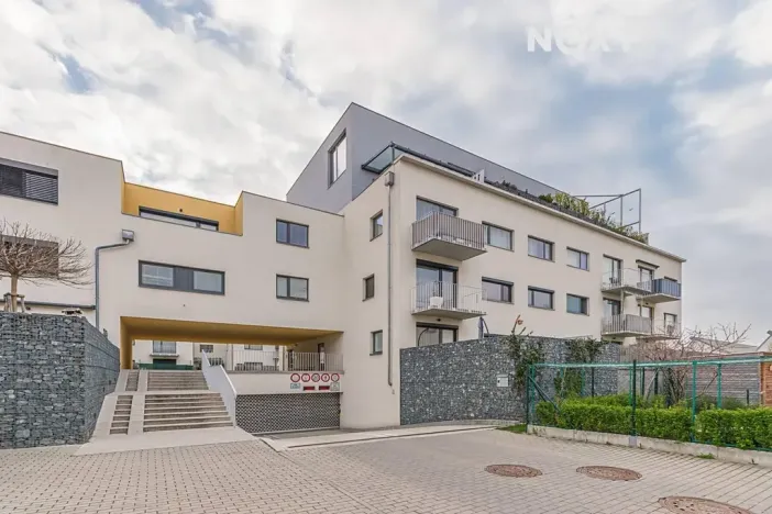Pronájem bytu 2+kk, Praha - Radotín, Vindyšova, 63 m2