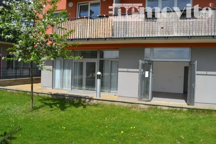 Prodej kanceláře, Jesenice, Nákupní, 80 m2