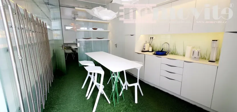 Prodej kanceláře, Jesenice, Nákupní, 80 m2